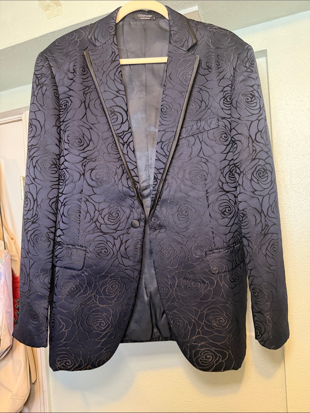Men's Navy Rose-Pattern Jacquard Blazer with Satin Trim